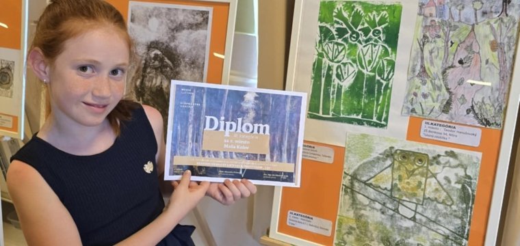 Maša Kolev druga na mednarodnem likovnem grafičnem tekmovanju
