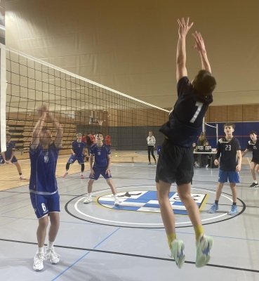 Prvo in tretje mesto na šolske področnem tekmovanju v odbojki  slika 7