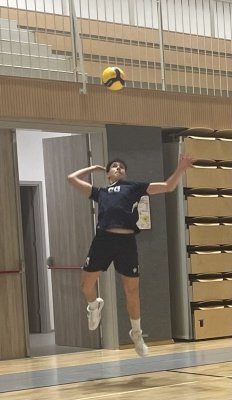 Prvo in tretje mesto na šolske področnem tekmovanju v odbojki  slika 16