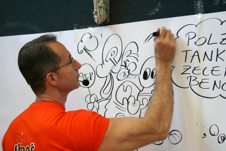 Obiskal nas je ilustrator Uroš Hrovat