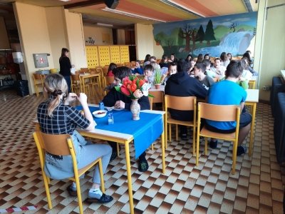 Noč v šoli s folklorno skupino Č'belce  slika 5