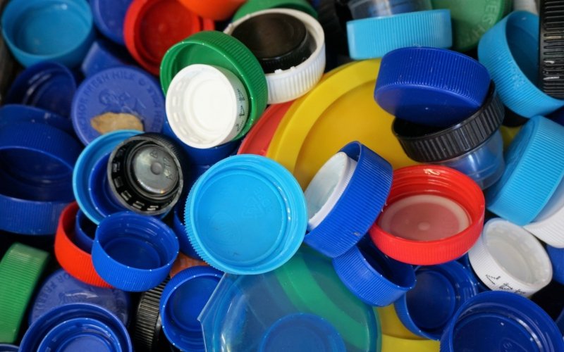 Spremembe pri zbiranju plastičnih zamaškov
