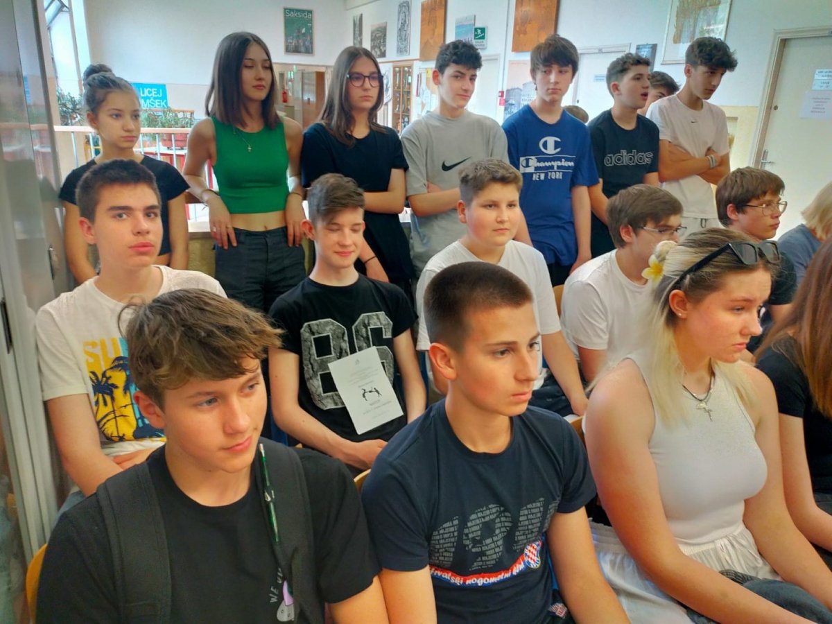 Brezmejna slovenščina – izlet devetošolcev v Trst