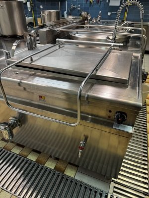 Namera o prodaji premičnega stvarnega premoženja z neposredno pogodbo slika 8