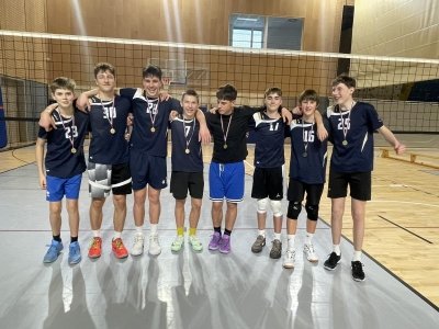 Prvo in tretje mesto na šolske področnem tekmovanju v odbojki  slika 3