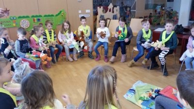 1. b in knjižni junaki  slika 9