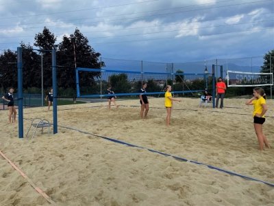 Bron in srebro na tekmovanju v odbojki na mivki  slika 2