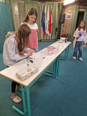 Dan eksperimentov  slika 2