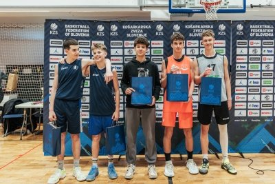 Košarkarji OŠ Antona Tomaža Linharta Radovljica spet državni prvaki  slika 4