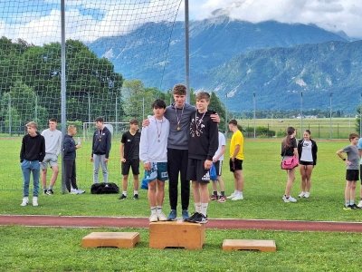Uspehi naših učencev na področnem posamičnem prvenstvu v atletiki  slika 4