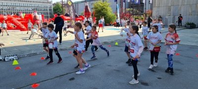 Živahno na slovesni otvoritvi Športnih iger mladih v Ljubljani  slika 5