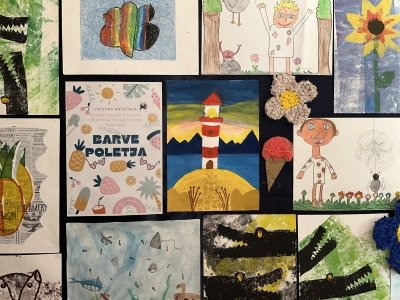 Barve poletja – razstava v Čebelarskem centru Lesce  slika 1