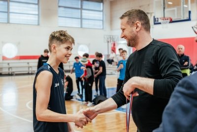 Košarkarji OŠ Antona Tomaža Linharta Radovljica spet državni prvaki  slika 8