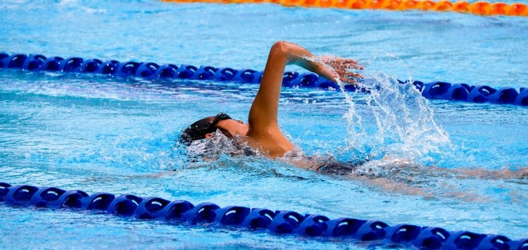 Športni dan za 6. razred: plavanje in športne igre