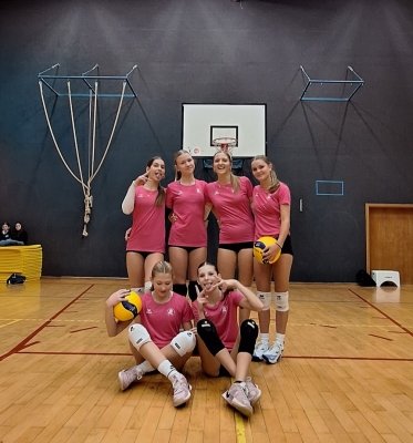 Medobčinsko tekmovanje v odbojki za deklice in dečke slika 2