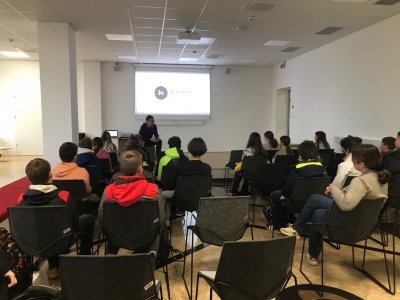 Obisk Kovačnice Kranj in spoznavanje sodobnih kompetenc  slika 3